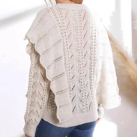 Beige Knit Round Neck Trim Sweater in M - Picture 4 of 5